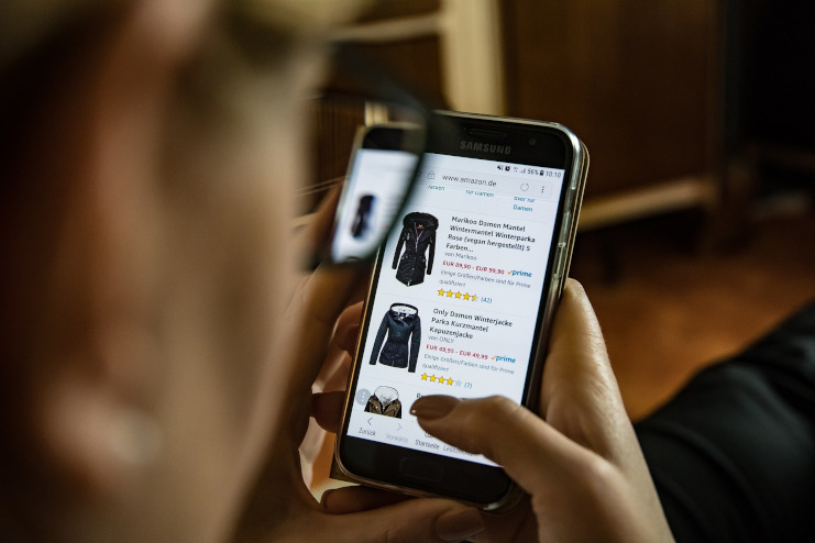 Czy mobilne zakupy zwiększają ruch w sklepie stacjonarnym?