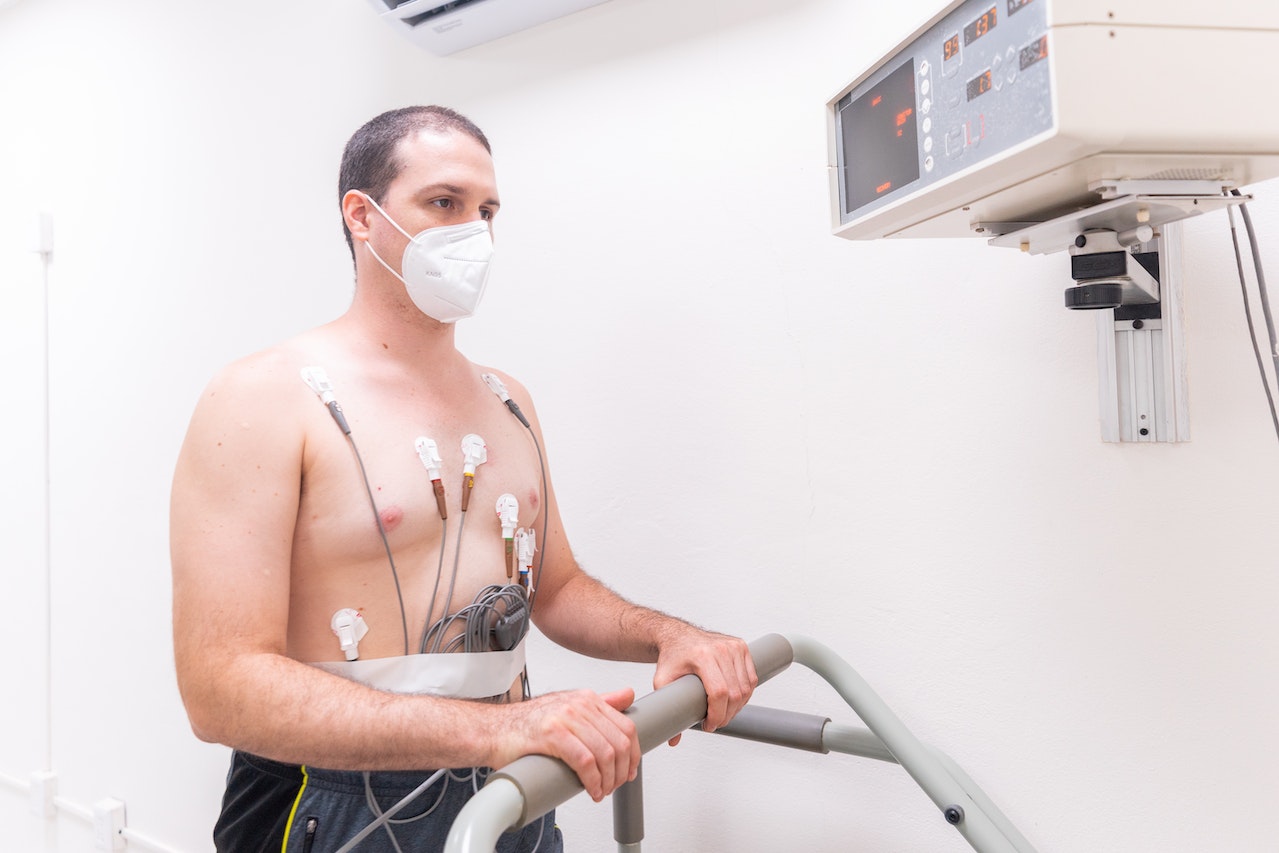 Holter ciśnieniowy – kiedy zaleca się wykonanie badania?