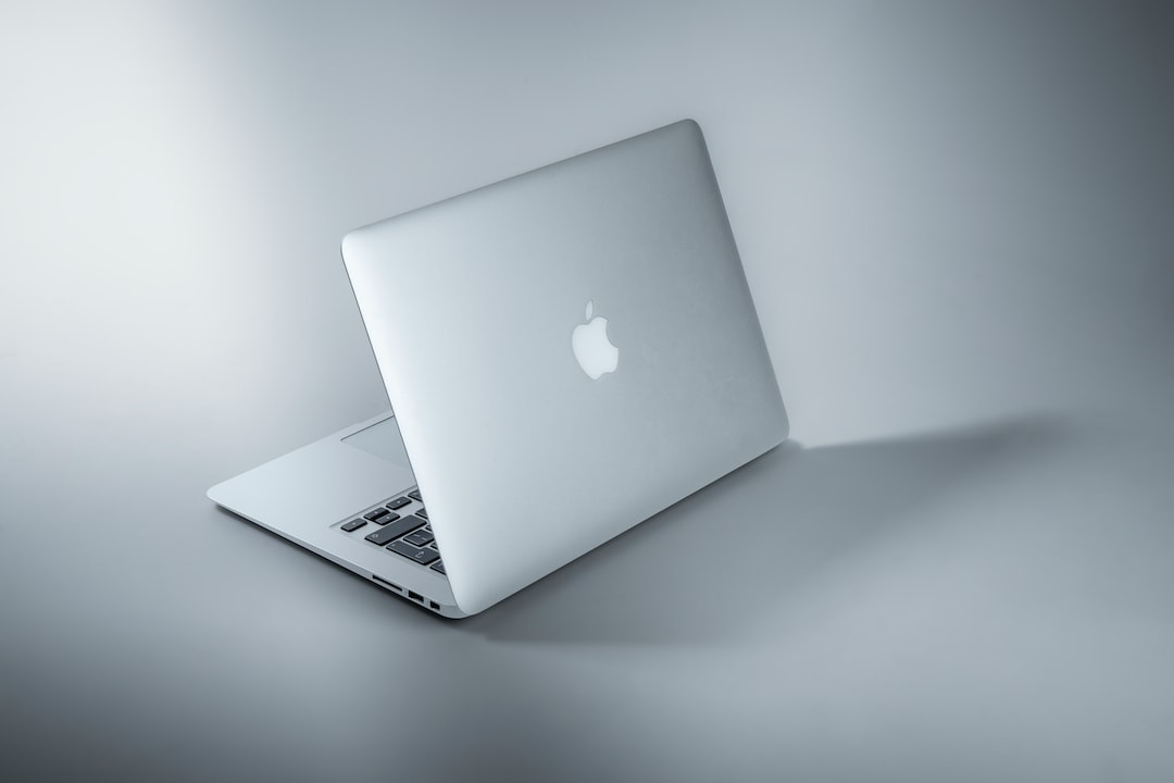 Wymiana baterii w MacBooku – Przywróć pełną funkcjonalność swojemu laptopowi!