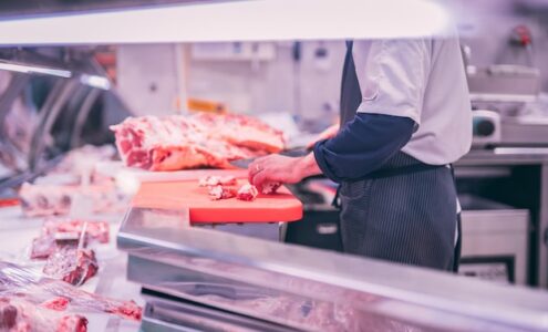 Czym są kutry do mięsa? Nowe maszyny masarskie i ich zalety