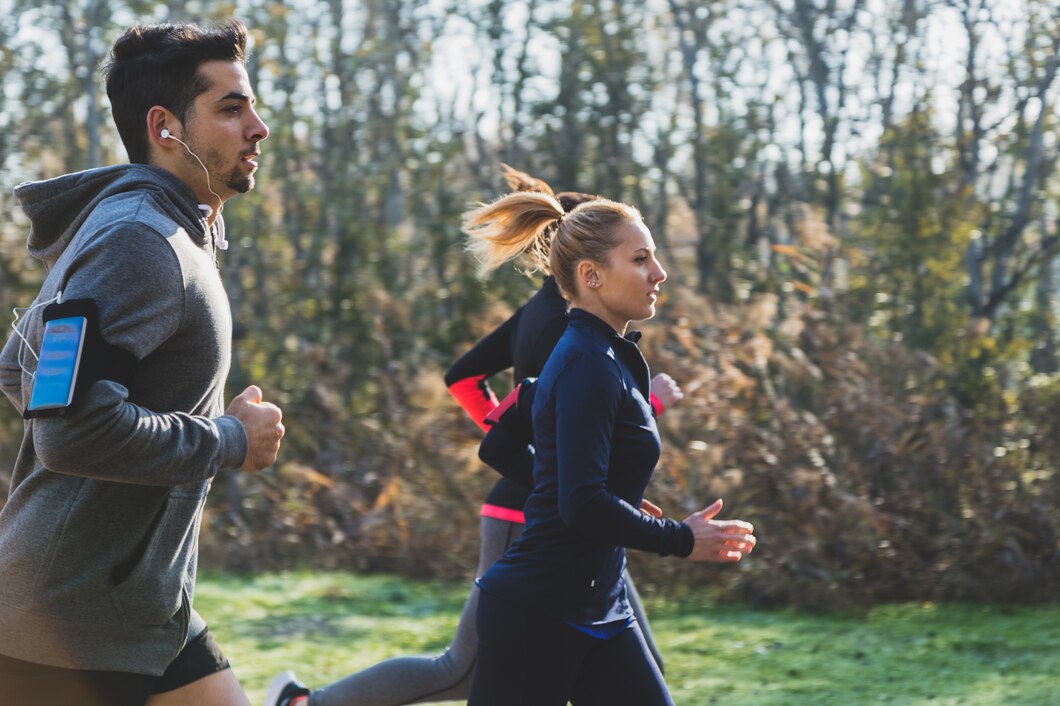 Czy bieganie może zastąpić siłownię? Porównanie efektów