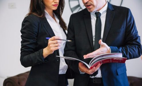 Jakie są kluczowe etapy postępowania karnego i jak się do nich przygotować?