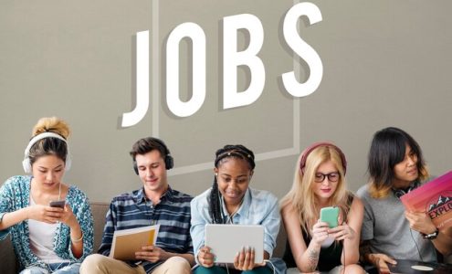 Jak praca tymczasowa może wspierać rozwój kariery zawodowej?