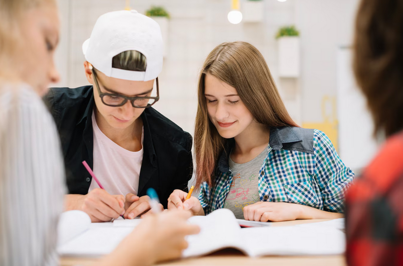 Który kurs z chemii na wakacje wybrać?