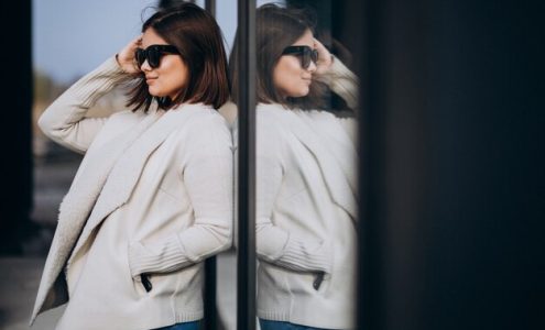 Jak wybrać idealny płaszcz, który łączy elegancję z aktualnymi trendami?