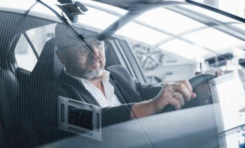 Jakie wyzwania czekają kierowców w dobie dynamicznego rozwoju technologii samochodowych?