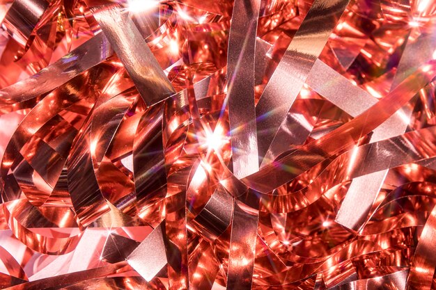 Historia i symbolika rubinu w biżuterii złotej