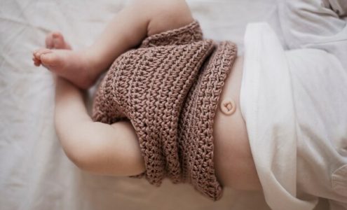 Jakie korzyści niesie za sobą wybór odzieży z bawełny organicznej dla niemowląt?