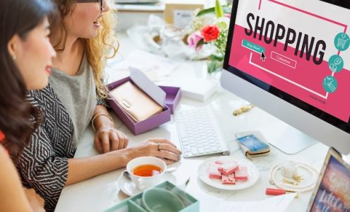 Jak skutecznie zarządzać sprzedażą na międzynarodowych platformach e-commerce