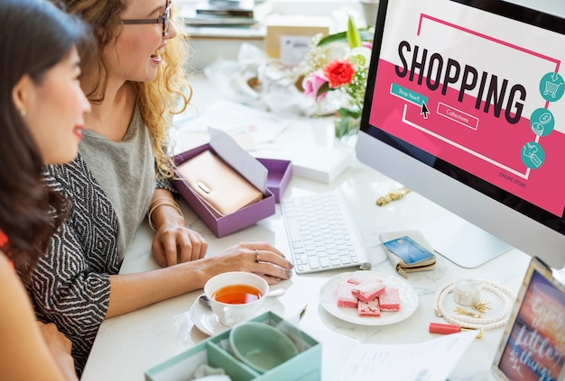 Jak skutecznie zarządzać sprzedażą na międzynarodowych platformach e-commerce