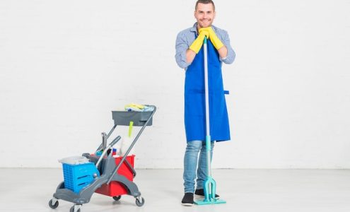 Jak wybrać odpowiednią maszynę sprzątającą dla Twojego biznesu?
