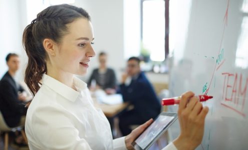 Jak akredytacja ICF wpływa na jakość edukacji coachingowej?