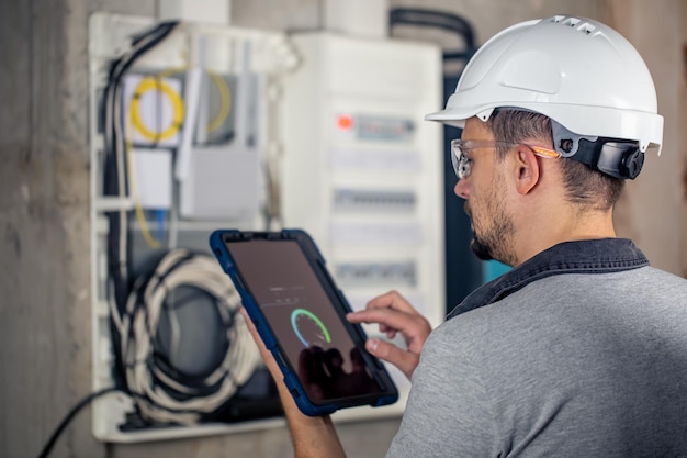 Jak nowoczesne technologie zmieniają podejście do usług hydraulicznych?